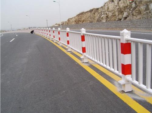 道路护栏